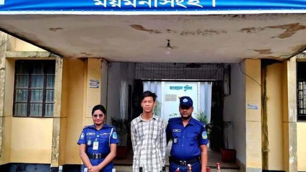 ধোবাউড়ায় ভারতীয় ২০বোতলমদ সহ মাদক কারবারী গ্রেফতার ১জন