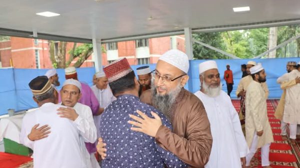 নড়াইলে ধর্মীয় ভাব গাম্ভীর্য মধ্যে দিয়ে জেলা পুলিশের পবিত্র ঈদুল আযহার উৎযাপন