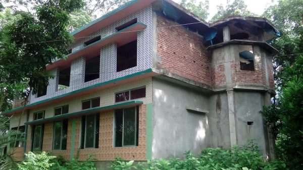 নড়াইলের তুলারামপুরে বৃটিশ শাসনামলে নির্মান হয় দক্ষিনপাড়া জামে মসজিদ