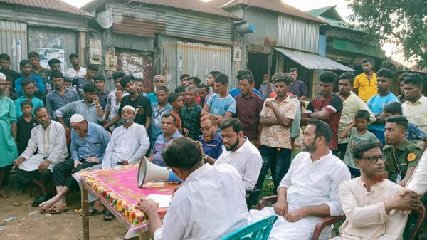শান্তিপুর নদী থেকে অবৈধভাবে বালু উত্তোলন বন্ধে প্রশাসনের মতবিনিময় সভা অনুষ্ঠিত