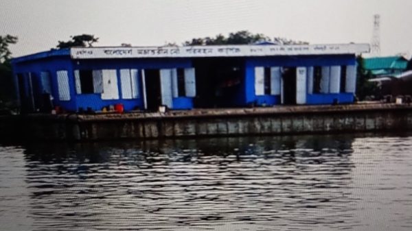 জোরপূর্বক ঘাটের নিয়ন্ত্রনে বিএনপি নেতা দিলোয়ার গংদের কামালপুর পাটলাই নদী ঘাটের ম্যানেজারের নিকট হতে ৩ লাখ ৫১ হাজার টাকা ছিনতাই