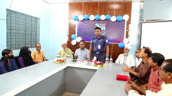 বীরগঞ্জে কালের কণ্ঠ মাল্টিমিডিয়ার প্রথম প্রতিষ্ঠাবার্ষিকী উদযাপন