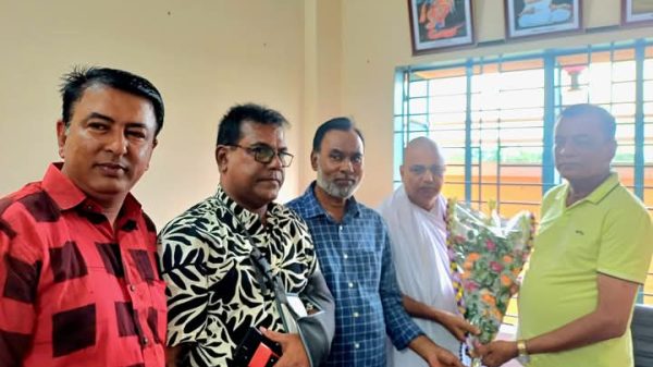 শ্রী শ্রী জগন্নাথ বন্ধুর আশ্রম ও মিশন পরিদর্শন করলেন সাবেক মেয়র মহসিন মিয়া মধু