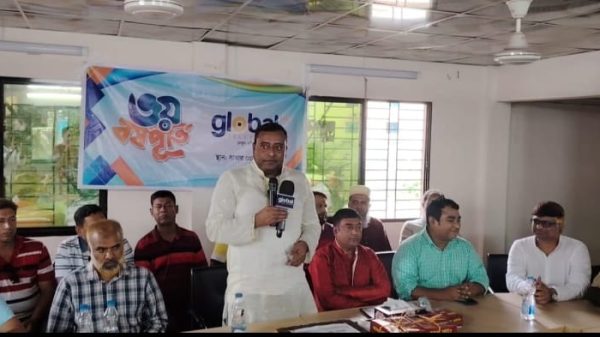 সাভারের যত সমস্যা ও মাদক কারবারিদের তথ্য সংবাদ আকারে প্রকাশ করার আহবান খোরশেদ আলম