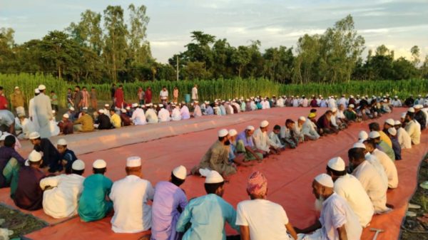 রাজিবপুরে নদী ভাঙ্গন রোধে এলাকাবাসীর ব্যতিক্রম আয়োজন