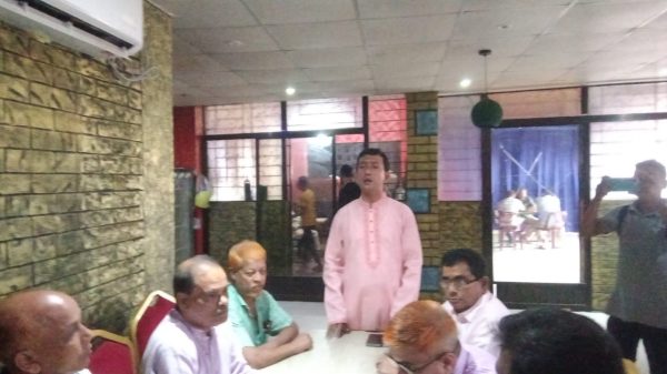 ছাতকের ইসলামপুর ইউনিয়নের চেয়ারম্যানের উদ্যোগে সাংবাদিকদের সন্মানে প্রীতিভোজ
