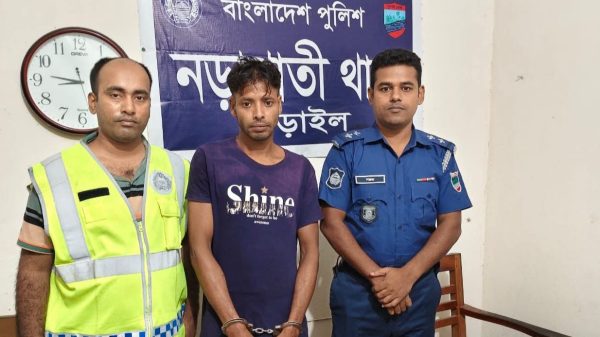 নড়াইলের নড়াগাতী থানার ওসি আশিকুর রহমানের নেতৃত্বে ইয়াবা ট্যাবলেটসহ একজন গ্রেফতার