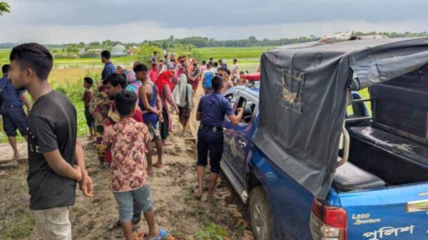 নড়াইলের বাহিপাড়া গ্রামে একজনকে কুপিয়ে হত্যা
